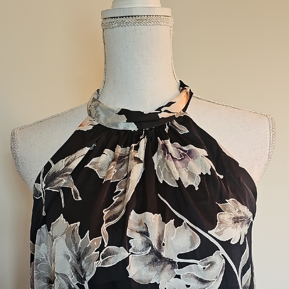 WHBM Floral Halter Neck Women's Top - Picture 2 of 8